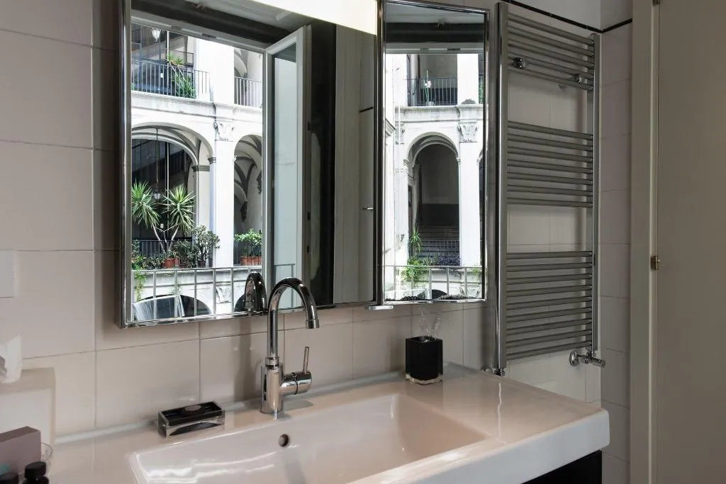 SUITE KING SIZE BED Room, Santa Chiara Boutique Hotel, Naples