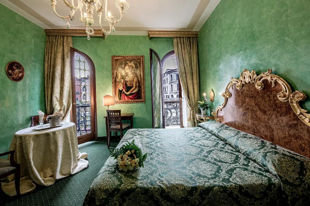 Room, Marconi, Venice