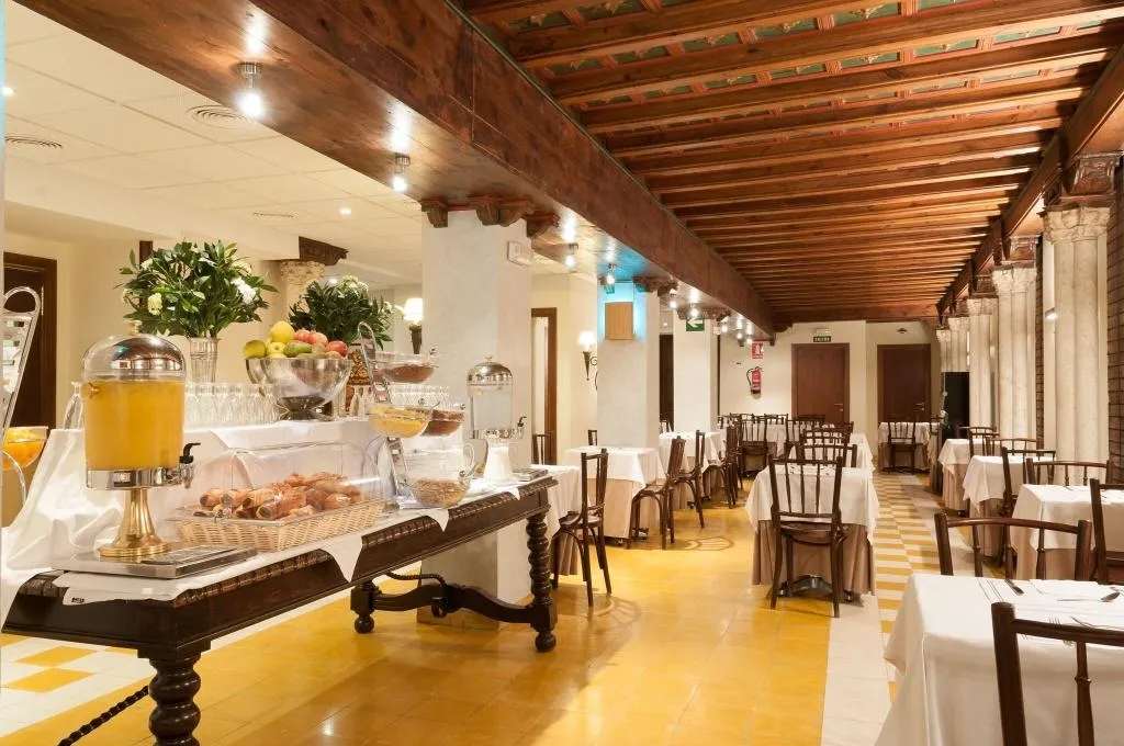 Restaurant, Murillo, Seville