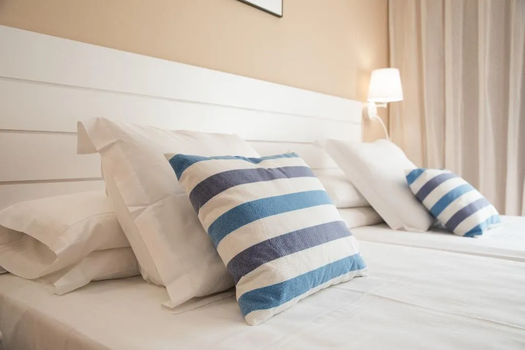 Double or Twin SUPERIOR Room, DWO Les Palmeres, Costa Brava