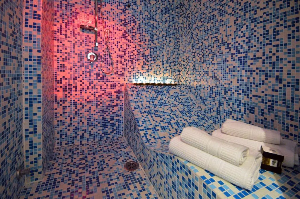 Room, Barbarella Suite, Naples