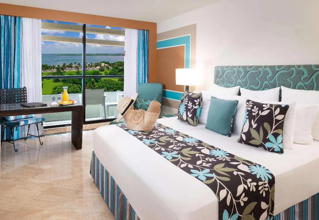 Room, The Pyramid Cancun by Oasis, Cancun Area