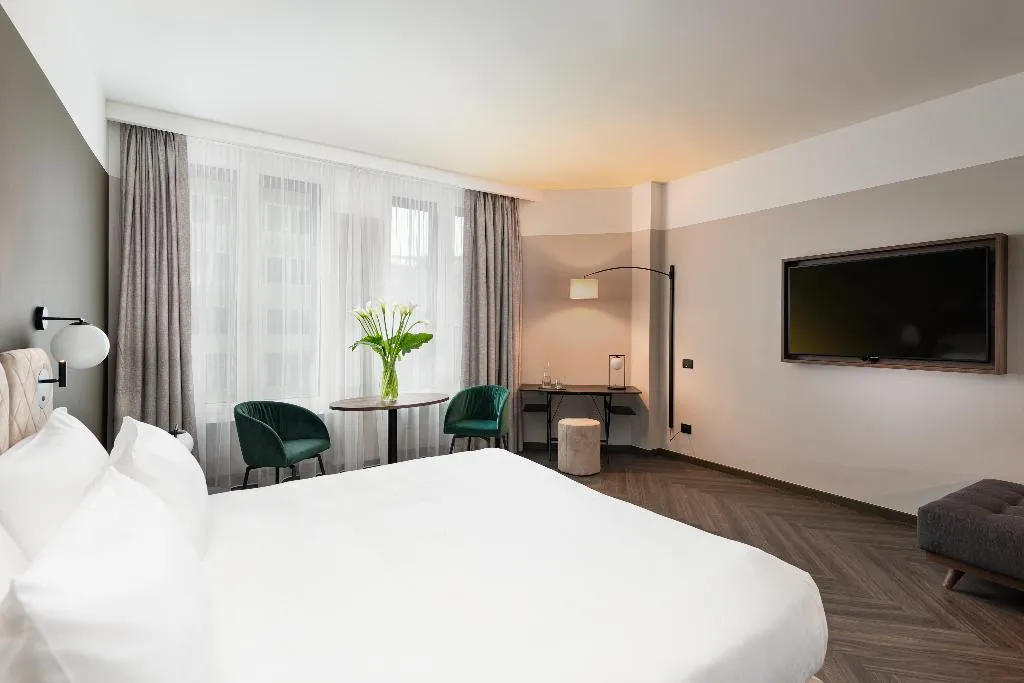 JUNIOR SUITE STANDARD Room, Hotel Tocq, Milan