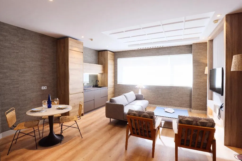 APARTMENT TWO BEDROOMS Room, THE APARTMENT by assethoteles, Madrid