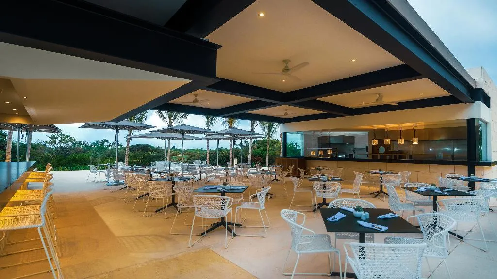 Restaurant, Atelier Playa Mujeres, Cancun Area