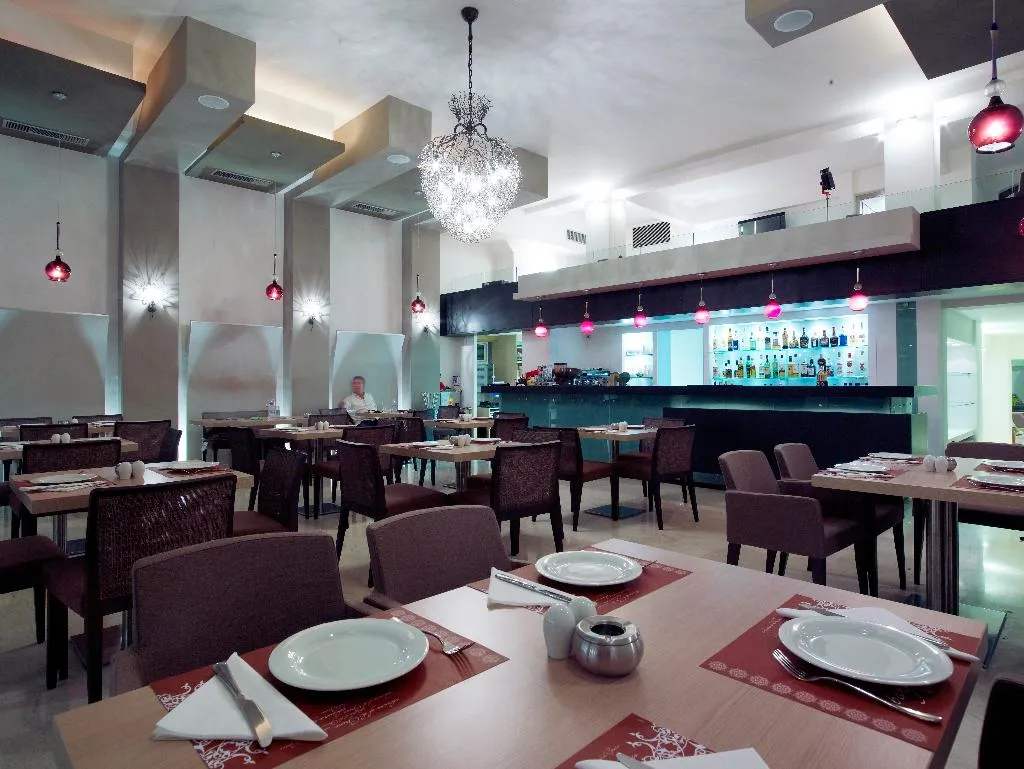 Restaurant, El Greco Boutique, Crete