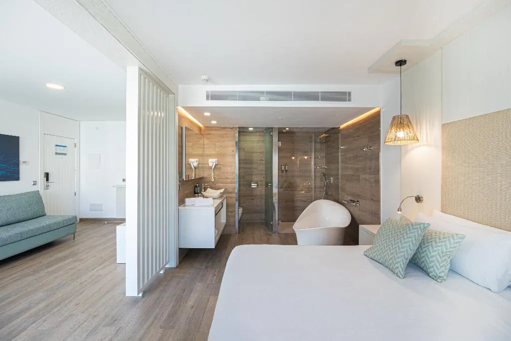 JUNIOR SUITE STANDARD Room, MarSenses Puerto Pollensa Hotel and Spa, Majorca
