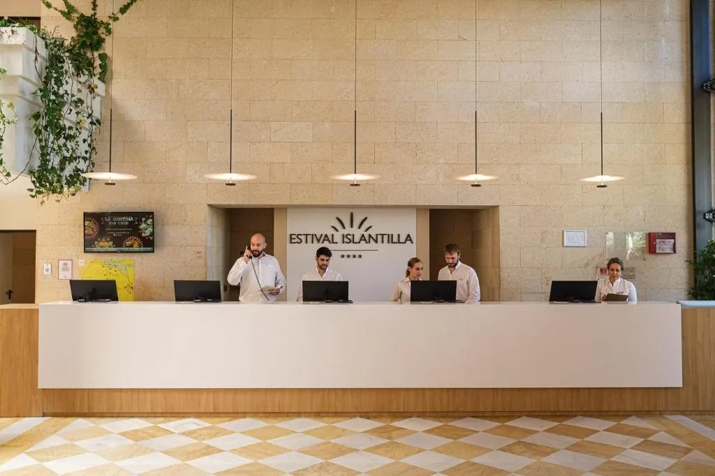 Lobby, Estival Islantilla, Costa De La Luz