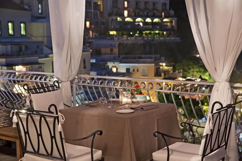 Restaurant, Covo dei Saraceni, Naples