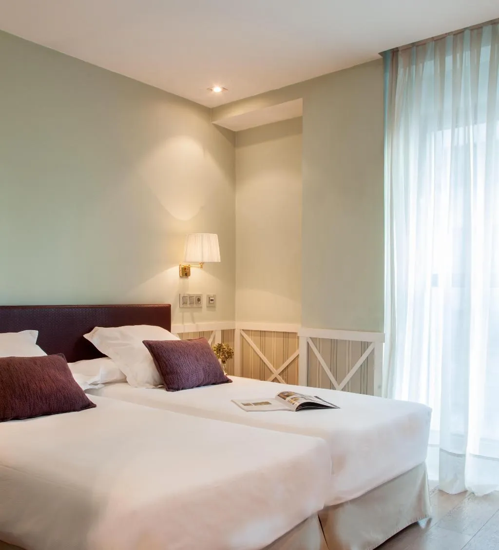 DOUBLE STANDARD Room, Inhala Hotel Garden, Madrid