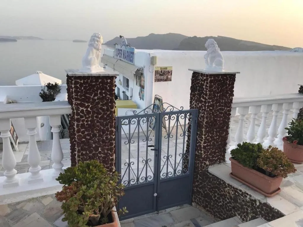General view, Maryloujohn Villas, Santorini