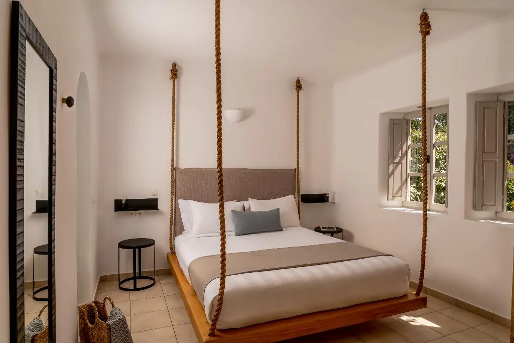 SUITE HONEYMOON Room, Marillia Village, Santorini