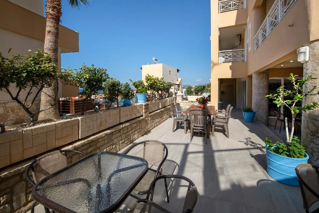 Bar, Sunrise Apartments, Crete