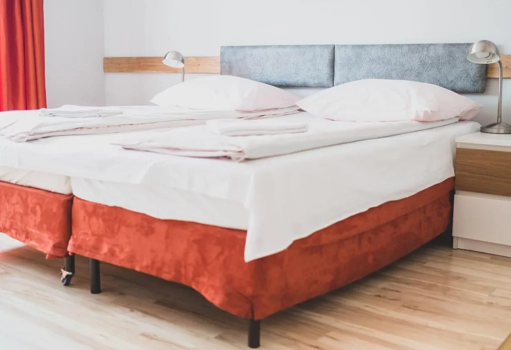 Room, Cybulskiego Guest Rooms, Krakow