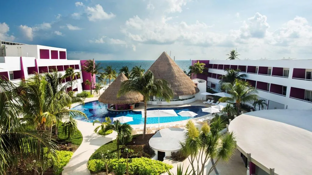 Terrace, Temptation Cancun Resort, Cancun Area