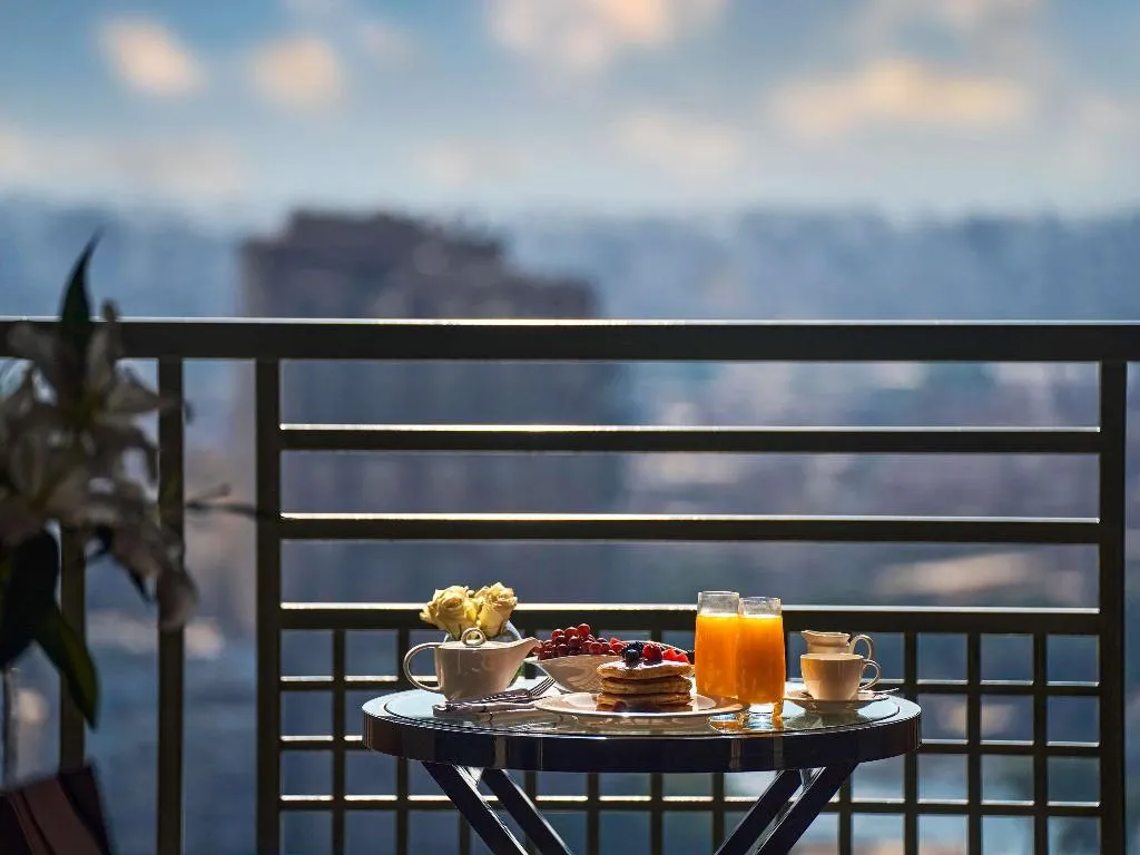 Double or Twin WITH TERRACE Room, Fairmont Nile City, Cairo