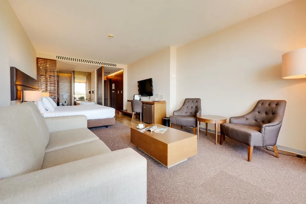 JUNIOR SUITE GARDEN VIEW Room, Iberostar Selection Lagos Algarve, Algarve