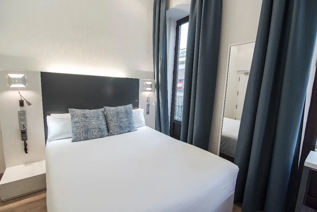 DOUBLE STANDARD Room, Petit Palace Canalejas, Seville