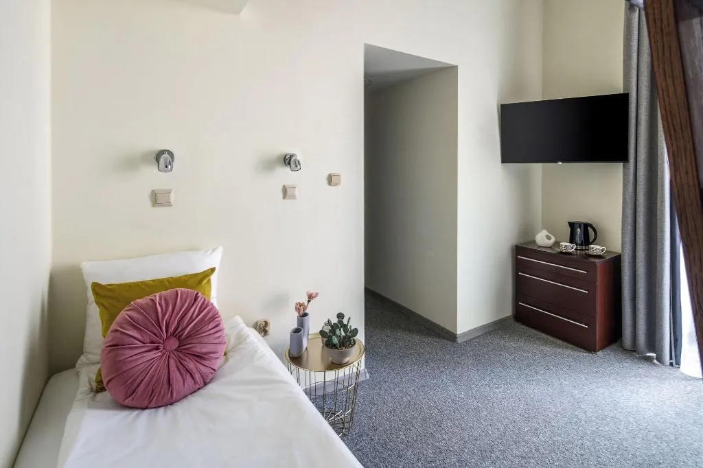 Room, The Royal Path Aparthotel, Krakow