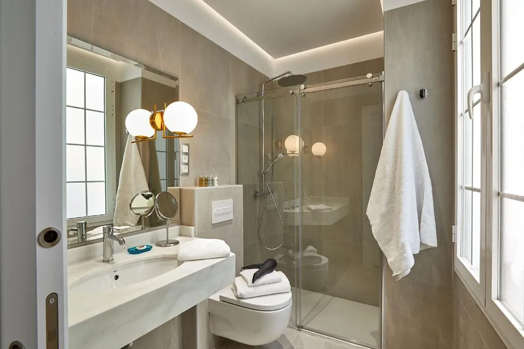 APARTMENT TWO DOUBLE BEDS Room, Lodgingmalaga Plaza de la Constitucion, Costa Del Sol
