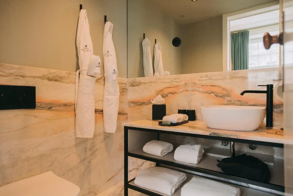 SUITE BASIC Room, Torel Private Collection, Porto