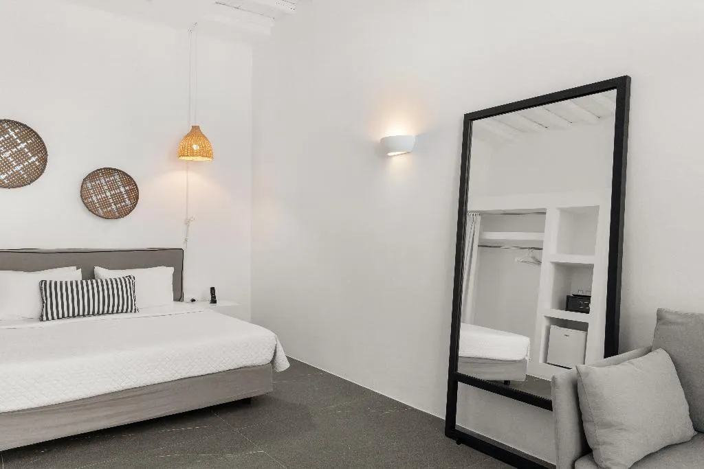 SUITE DELUXE WITH JACUZZI Room, Mr & Mrs White Tinos, Mykonos