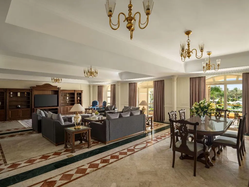 SUITE EXECUTIVE Room, Movenpick Cairo Media City, Cairo
