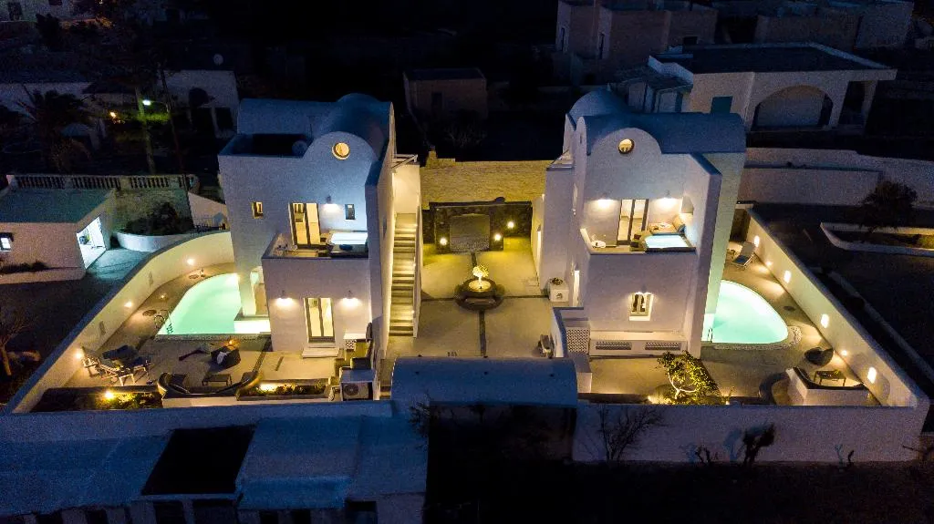 General view, White Harmony Suites, Santorini