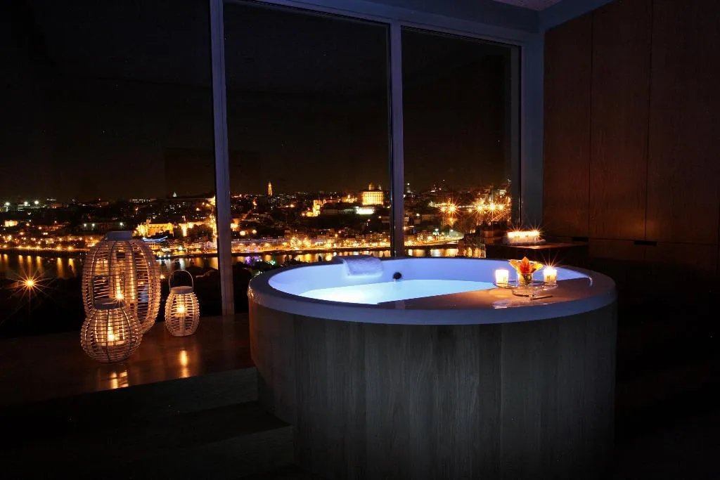 Sports and Entertainment, The Yeatman, Porto