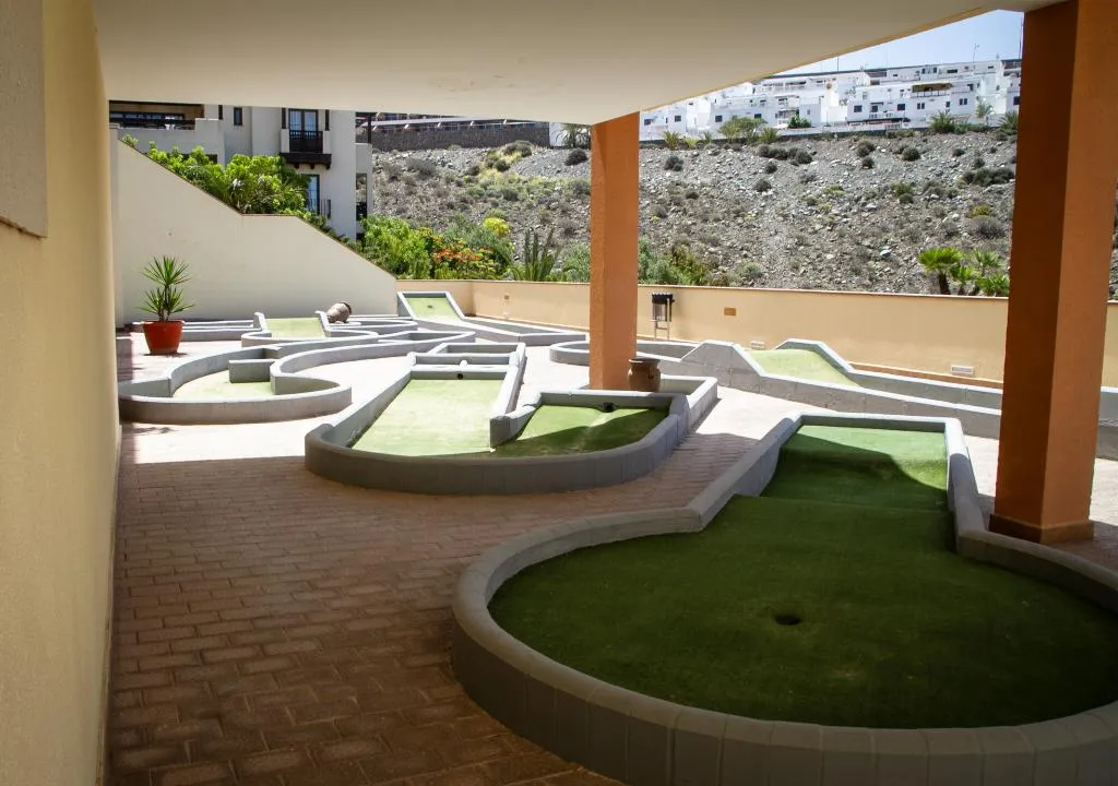 Sports and Entertainment, Holiday Club Sol Amadores, Gran Canaria