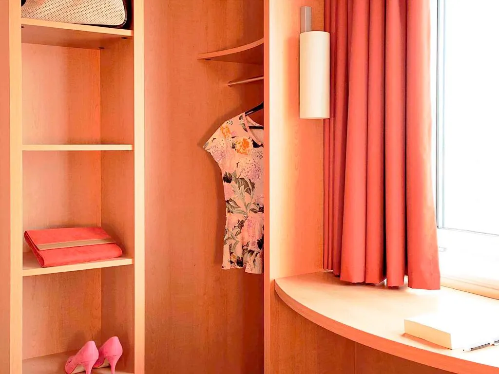 DOUBLE WITH DOUBLE BED Room, Ibis Como, Milan