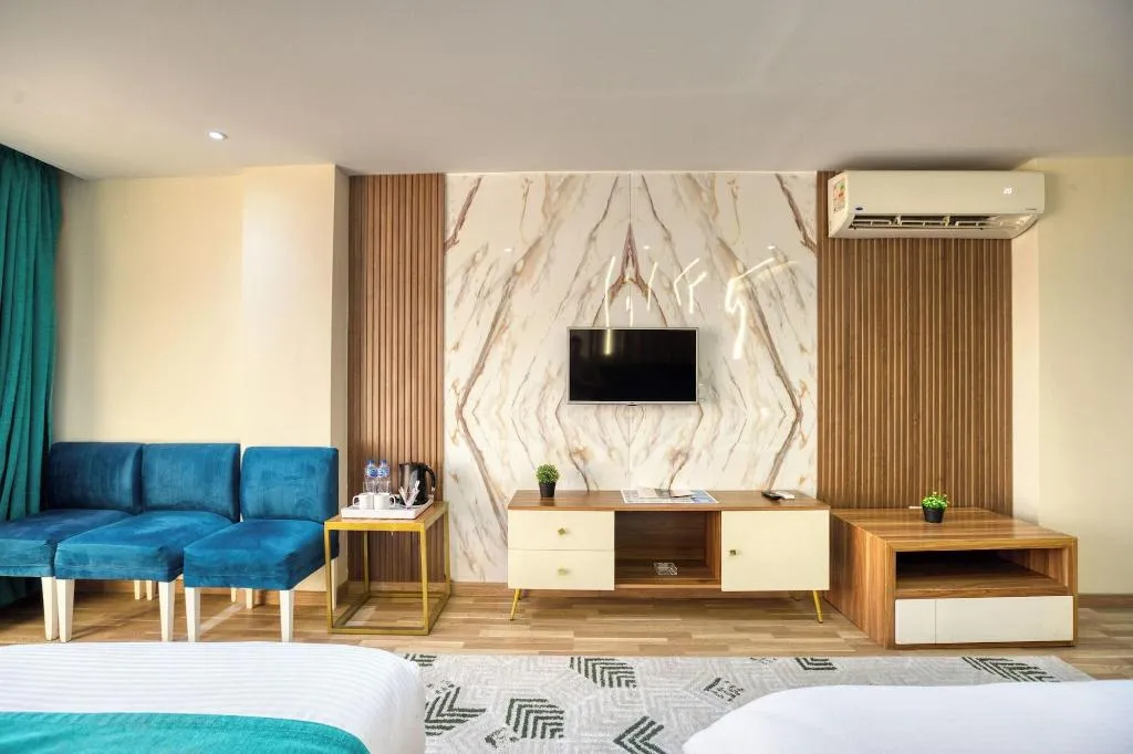 Room, Pyramids Yard Hotel, Cairo
