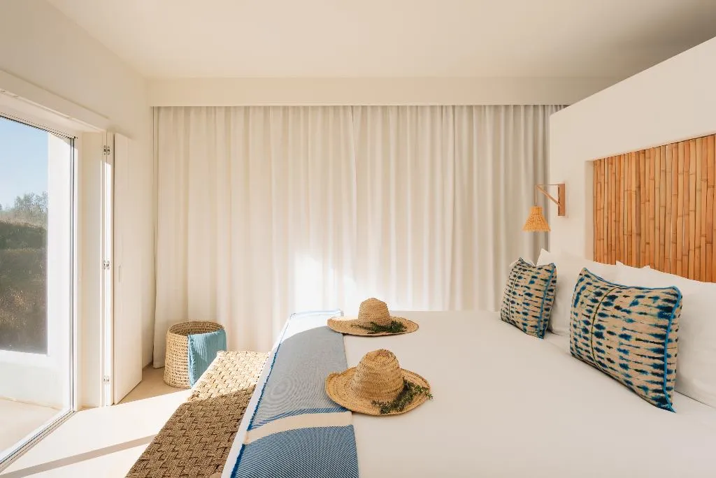 SUITE CLASSIC POOL VIEW Room, Octant Vila Monte, Algarve