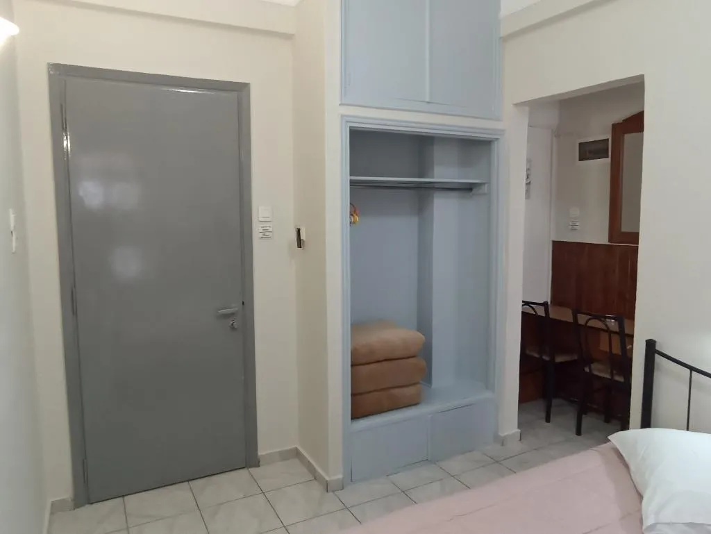 QUADRUPLE STANDARD Room, Elite Hotel, Athens