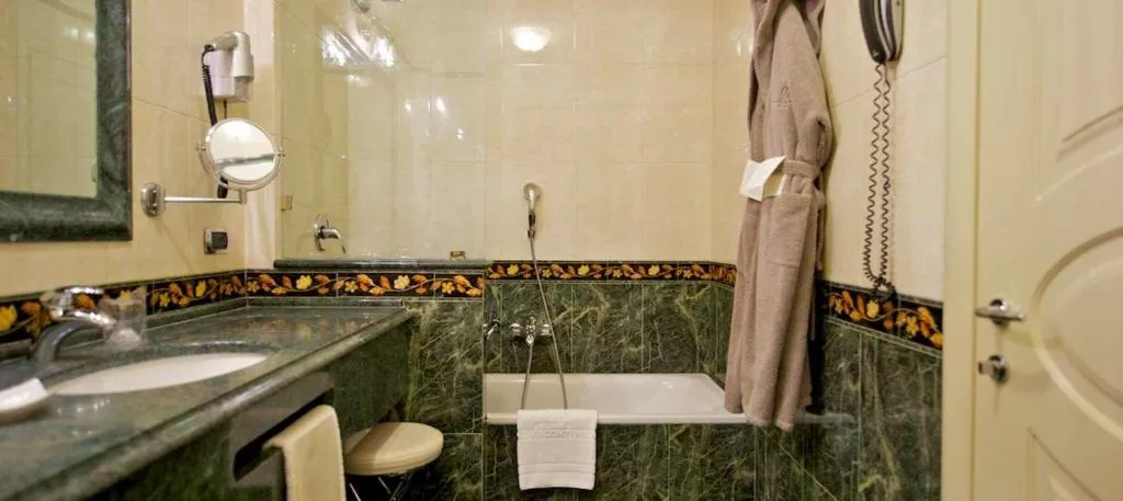 Room, Grand Visconti Palace, Milan