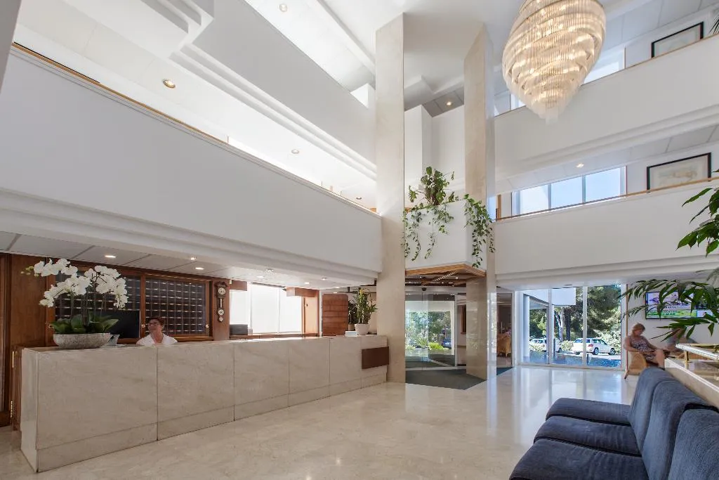 Lobby, Ponent Mar, Majorca