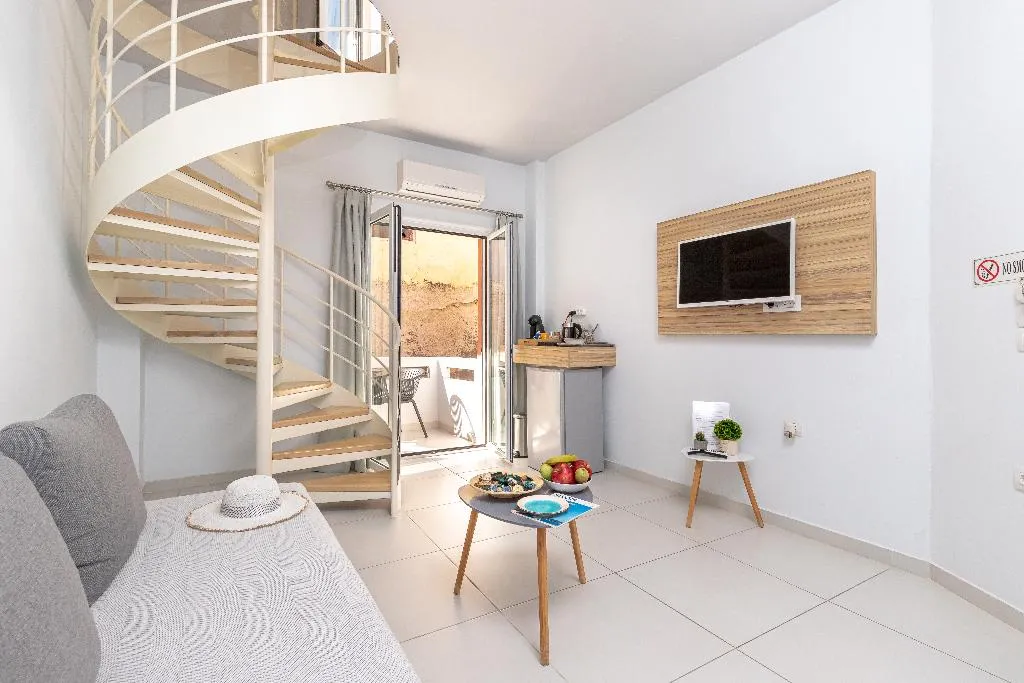 TRIPLE SUPERIOR WITH BALCONY Room, Notus, Crete