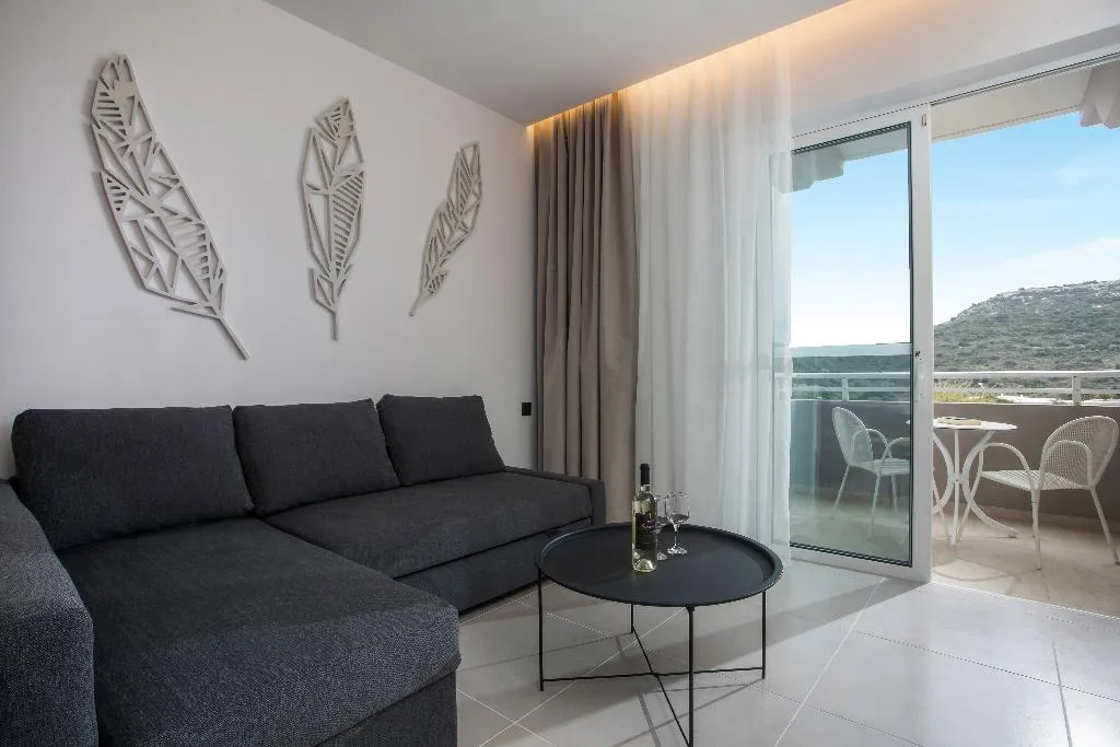 Double or Twin SUPERIOR POOL VIEW Room, Zoes, Rhodes