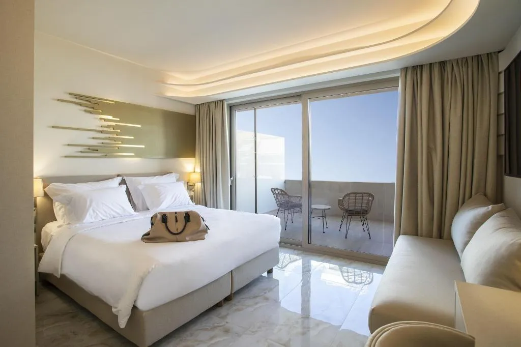 Room, Green Suites, Athens