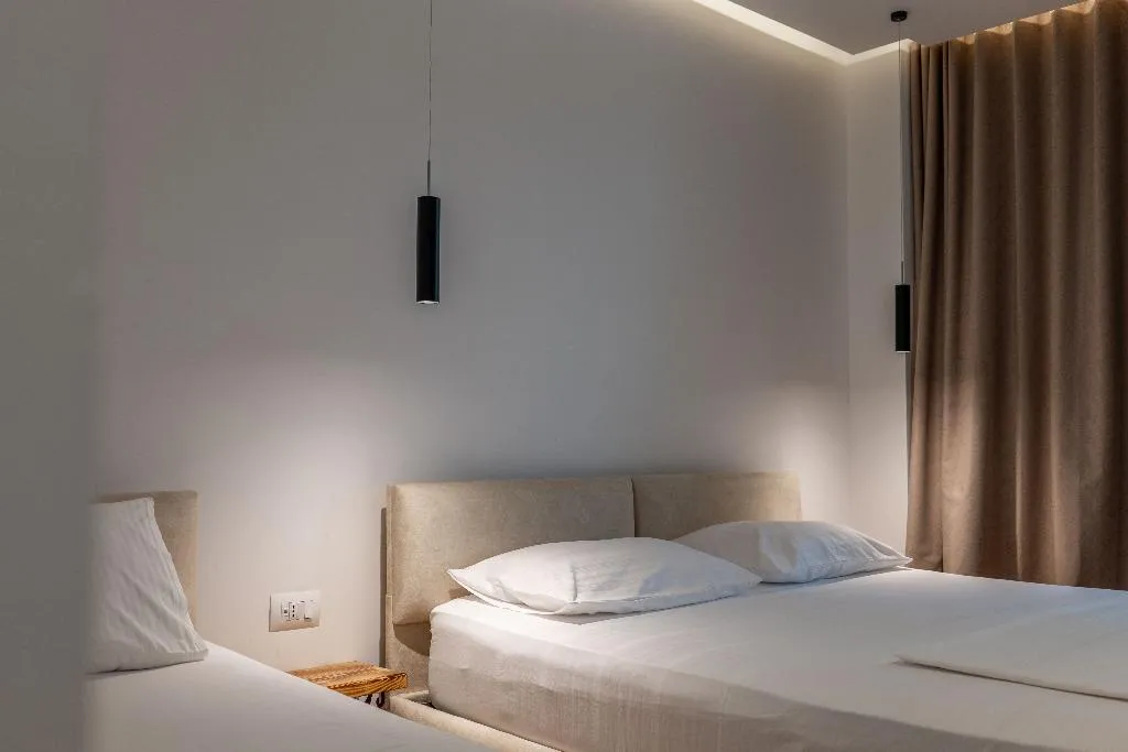 TRIPLE basement Room, Havana, Southern Albania
