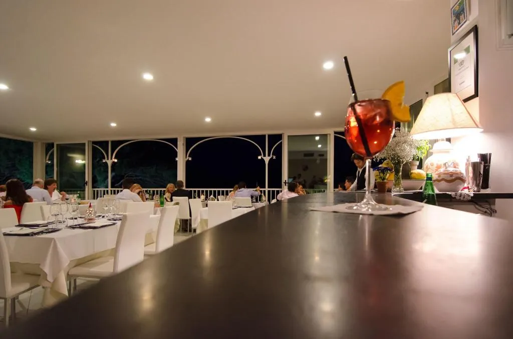 Restaurant, Hotel il Pino, Naples