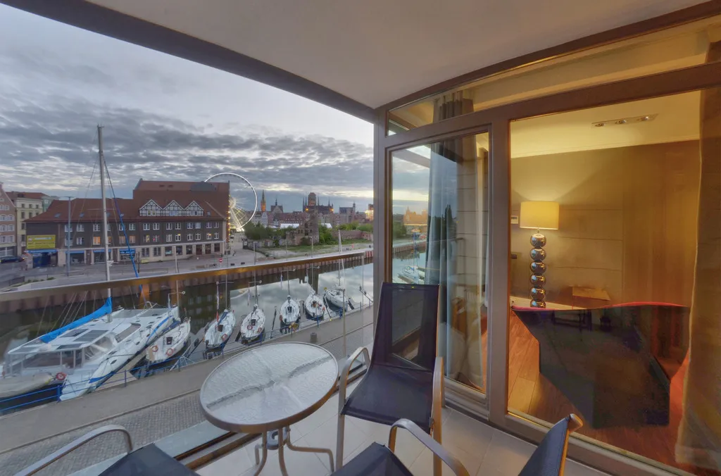 APARTMENT DELUXE THREE BEDROOM Room, Dom & House – Apartmenty Waterlane, Gdansk
