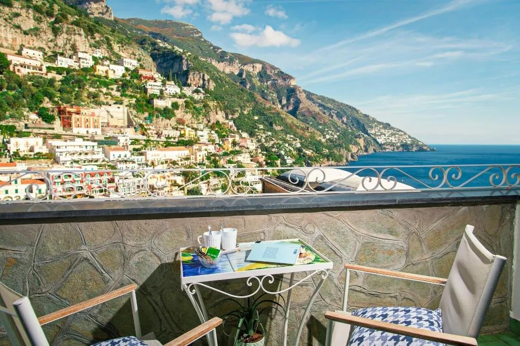 Room, Hotel Reginella Positano, Naples