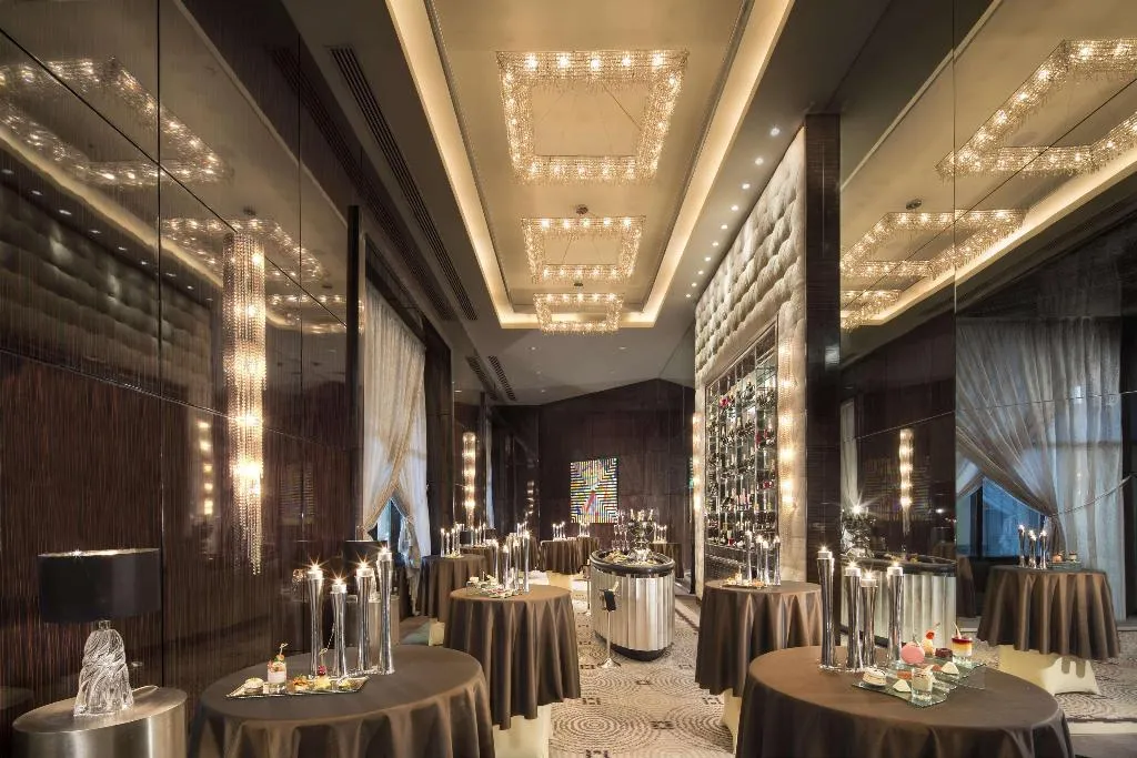 Restaurant, Fairmont Nile City, Cairo