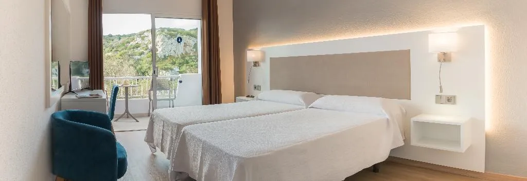 Double or Twin STANDARD Room, Osprey Menorca, Menorca