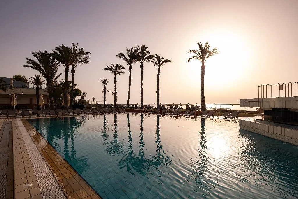 Pool, QAWRA Palace Resort & SPA, Malta