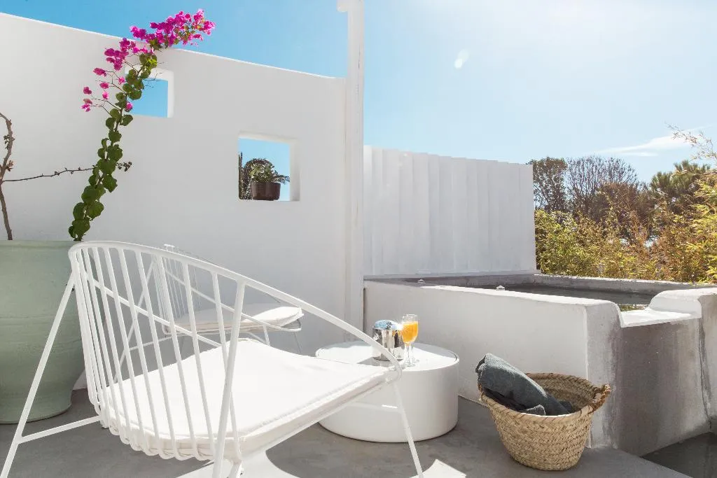DOUBLE DELUXE WITH JACUZZI Room, Ostraco Suites, Mykonos
