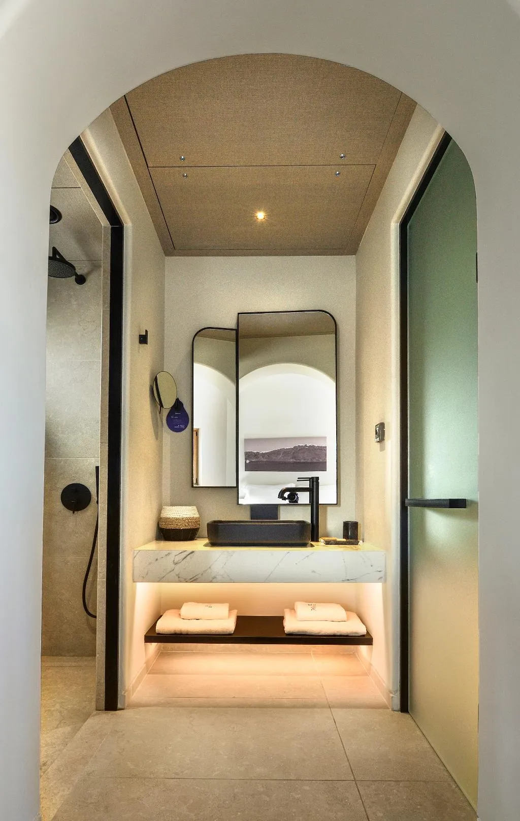 JUNIOR SUITE WITH BALCONY Room, Radisson Blu Zaffron Resort, Santorini