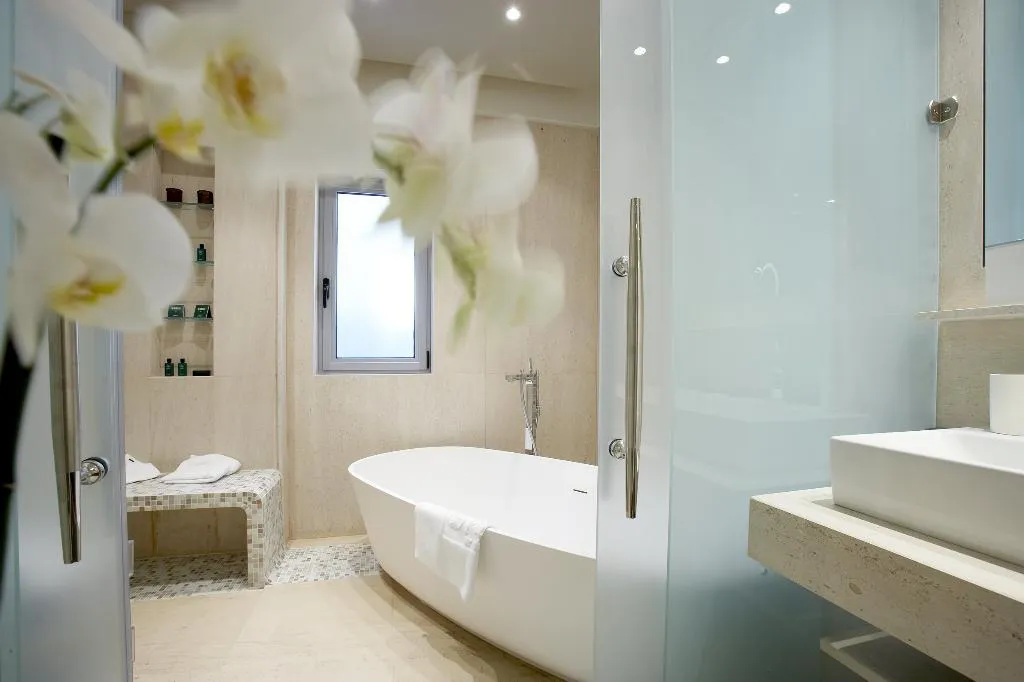 BUNGALOW Presidential WITH VIEWS Room, Eagles Palace, Small Luxury Hotels Of The World, Thessaloniki