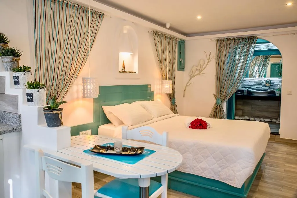 STUDIO SUPERIOR GARDEN VIEW Room, Anastasia Princess Luxury Beach Residence, Santorini